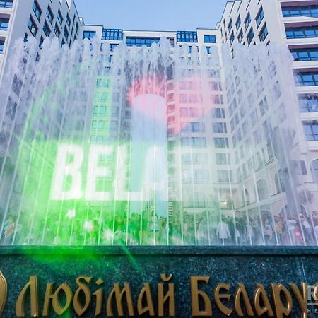 Premium Apartments Klimt On Picasso Boulevard Minsk Exterior photo