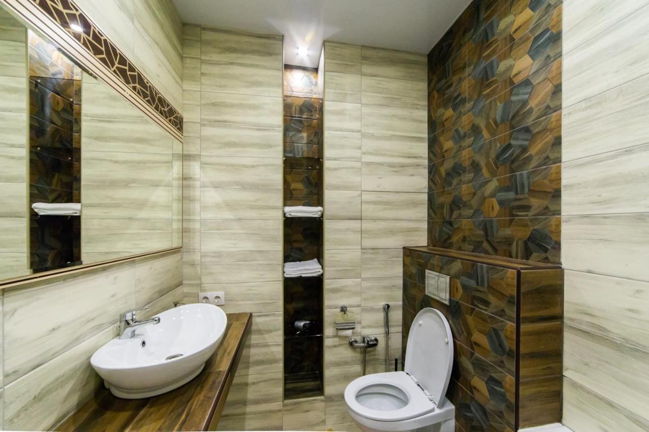 Premium Apartments Klimt On Picasso Boulevard Minsk Exterior photo